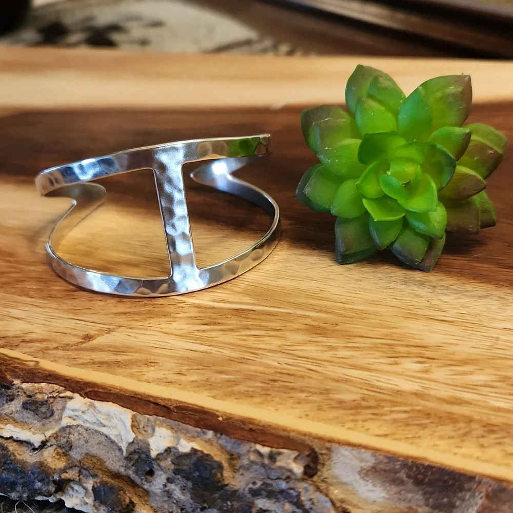 Silpada Modern Arch Cuff Bracelet